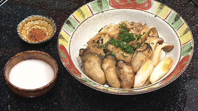 牡蠣と長葱・茸の蒲焼山掛け丼